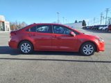 Used 2021 Toyota Corolla LE image 3