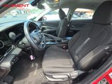 Used 2023 Hyundai Elantra SEL w/ Convenience Package image 3