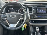 Used 2015 Toyota Highlander Plus image 3