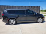 Used 2023 Chrysler Voyager LX image 5