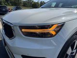 Used 2019 Volvo XC40 T5 Momentum image 5