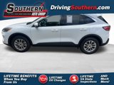 Used 2021 Ford Escape SE image 1