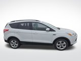 Used 2016 Ford Escape SE w/ Equipment Group 201A image 5