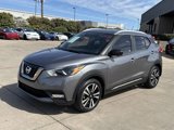 Used 2019 Nissan Kicks SR image 2