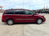 Used 2016 Chrysler Town & Country Touring w/ Driver Convenience Group image 5