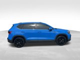 Used 2023 Volkswagen Taos SE image 3