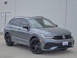 Used 2023 Volkswagen Tiguan SE R-Line image 2