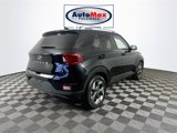 Used 2022 Hyundai Venue SEL image 2