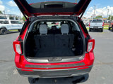 Used 2022 Ford Explorer XLT w/ Equipment Group 202A image 6