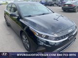 Used 2023 Kia Forte LXS image 5
