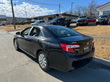 Used 2012 Toyota Camry LE image 3
