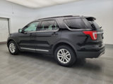 Used 2016 Ford Explorer XLT w/ Equipment Group 202A image 3