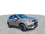 Certified 2022 Chevrolet Trax LT w/ Sport Edition image 2