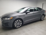 Used 2020 Ford Fusion SE image 2