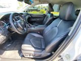 Used 2019 Toyota Camry XSE image 5