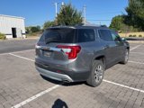 Used 2021 GMC Acadia SLT image 3