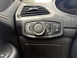 Used 2022 Ford Edge SEL w/ Convenience Package image 3