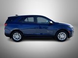 Used 2022 Chevrolet Equinox LS w/ LS Convenience Package image 4