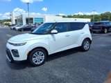 Used 2022 Kia Soul LX image 3