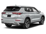 Used 2024 Mitsubishi Outlander SE image 2