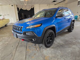 Used 2018 Jeep Cherokee Trailhawk w/ Comfort/Convenience Group image 3
