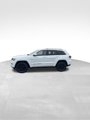 Used 2020 Jeep Grand Cherokee Laredo image 3