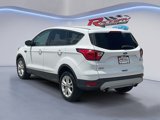 Used 2019 Ford Escape SE image 2