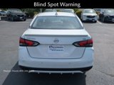 Used 2022 Nissan Versa SR w/ Convenience Package image 5