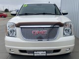Used 2013 GMC Yukon Denali image 2