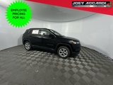 New 2025 Jeep Compass Latitude image 2