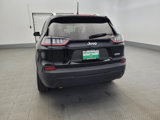Used 2021 Jeep Cherokee Latitude w/ Mopar Interior Package image 6