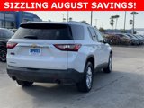 Used 2018 Chevrolet Traverse LT image 3