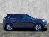 Certified 2022 Ford Edge Titanium image 4