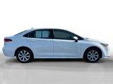 Used 2022 Toyota Corolla LE image 6