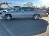 Used 2000 Lincoln Town Car Signature image 2