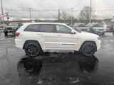 Certified 2022 Jeep Grand Cherokee Laredo X image 2