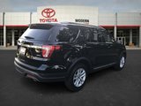 Used 2018 Ford Explorer XLT image 5
