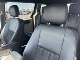 Used 2019 Dodge Grand Caravan SXT image 4