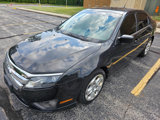 Used 2010 Ford Fusion SE image 2