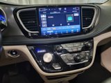 Used 2021 Chrysler Pacifica Touring-L image 3