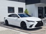 Used 2023 Lexus ES 300h F Sport image 2
