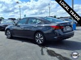 Used 2021 Nissan Altima 2.5 SV image 2