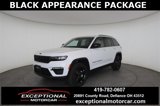Used 2023 Jeep Grand Cherokee Limited w/ Black Appearance Package image 3