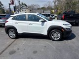 Used 2022 Hyundai Kona SE image 2