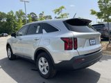 Used 2022 Kia Sorento LX image 6