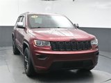 Used 2018 Jeep Grand Cherokee Limited image 3