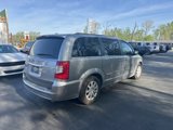 Used 2016 Chrysler Town & Country Touring w/ Driver Convenience Group image 2
