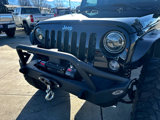 Used 2017 Jeep Wrangler Unlimited Rubicon image 5