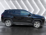 Used 2023 Jeep Compass Sport image 4