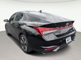 Used 2022 Hyundai Elantra SEL w/ Convenience + Premium Package image 3